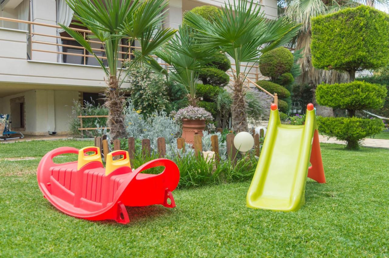Family Resort In Vrasná Buitenkant foto
